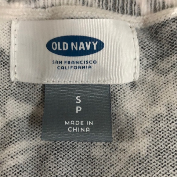 Old Navy sweater - Picture 4 of 5